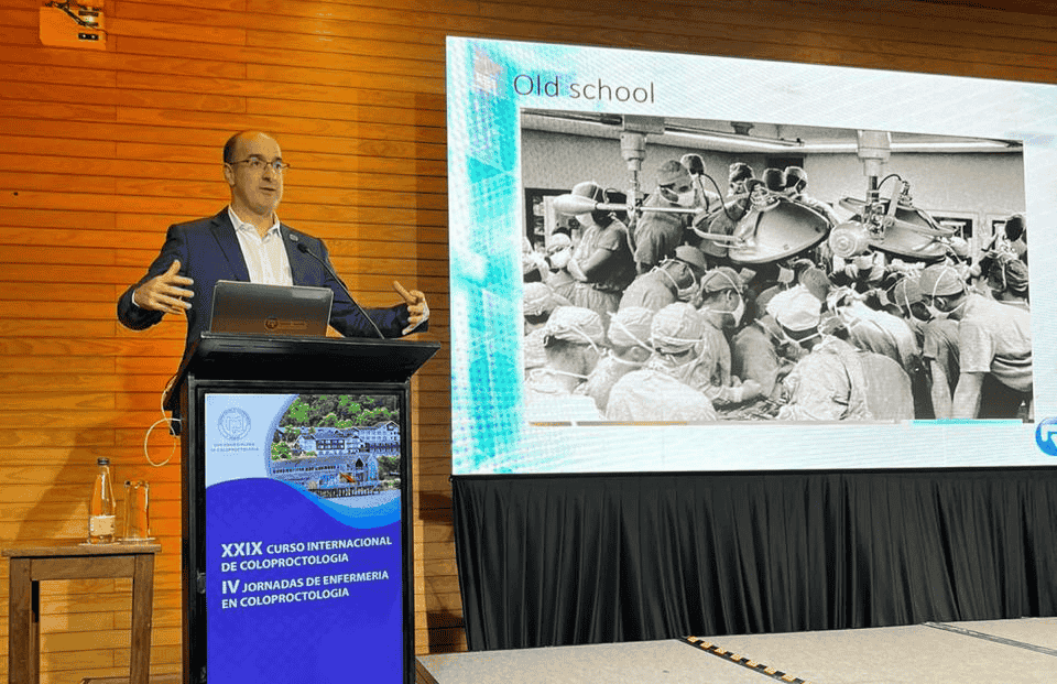 Dr. Ramon Mendes Participa de Curso Internacional de Coloproctologia no Chile Dr. Ramon Mendes Participa de Curso Internacional de Coloproctologia no Chile